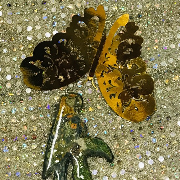 Parrot Handmade Pin/Brooch/Pendant - Picture 9 of 16